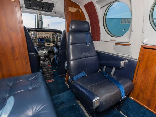 Cabin - 1978 Beechcraft King Air E90 N12AX