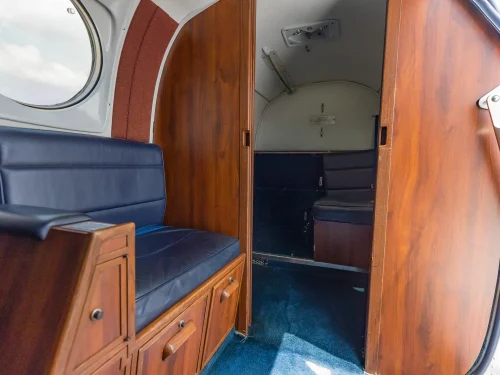 Cabin - 1978 Beechcraft King Air E90 N12AX