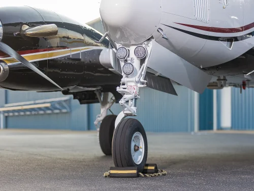 Runway Lights - 1987 Beechcraft King Air C90A - N7RL